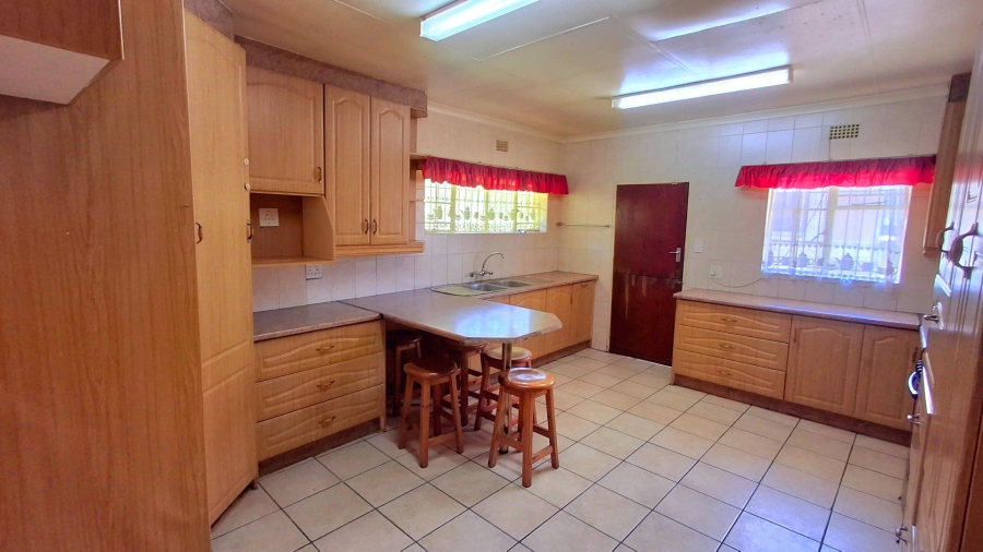 3 Bedroom Property for Sale in Roodia Free State